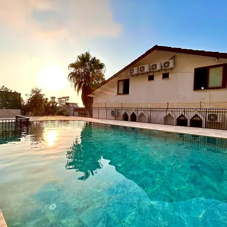 Castello By Mediterra Aparthotel