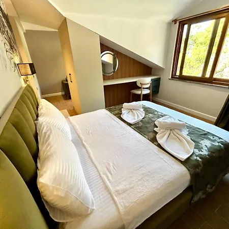 Castello By Mediterra