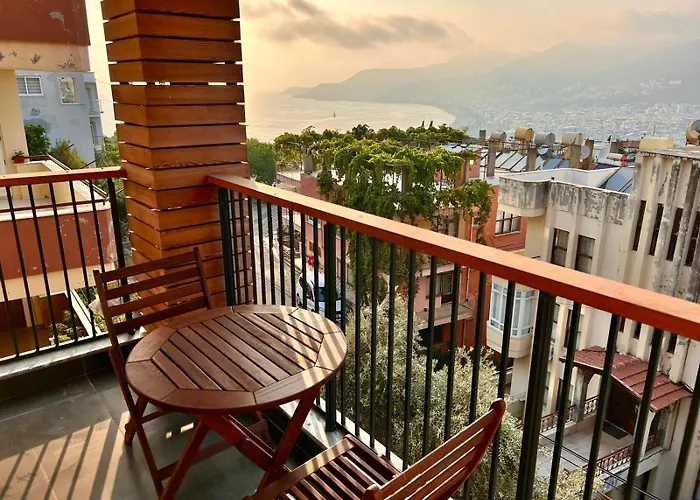 Castello By Mediterra Aparthotel 3*